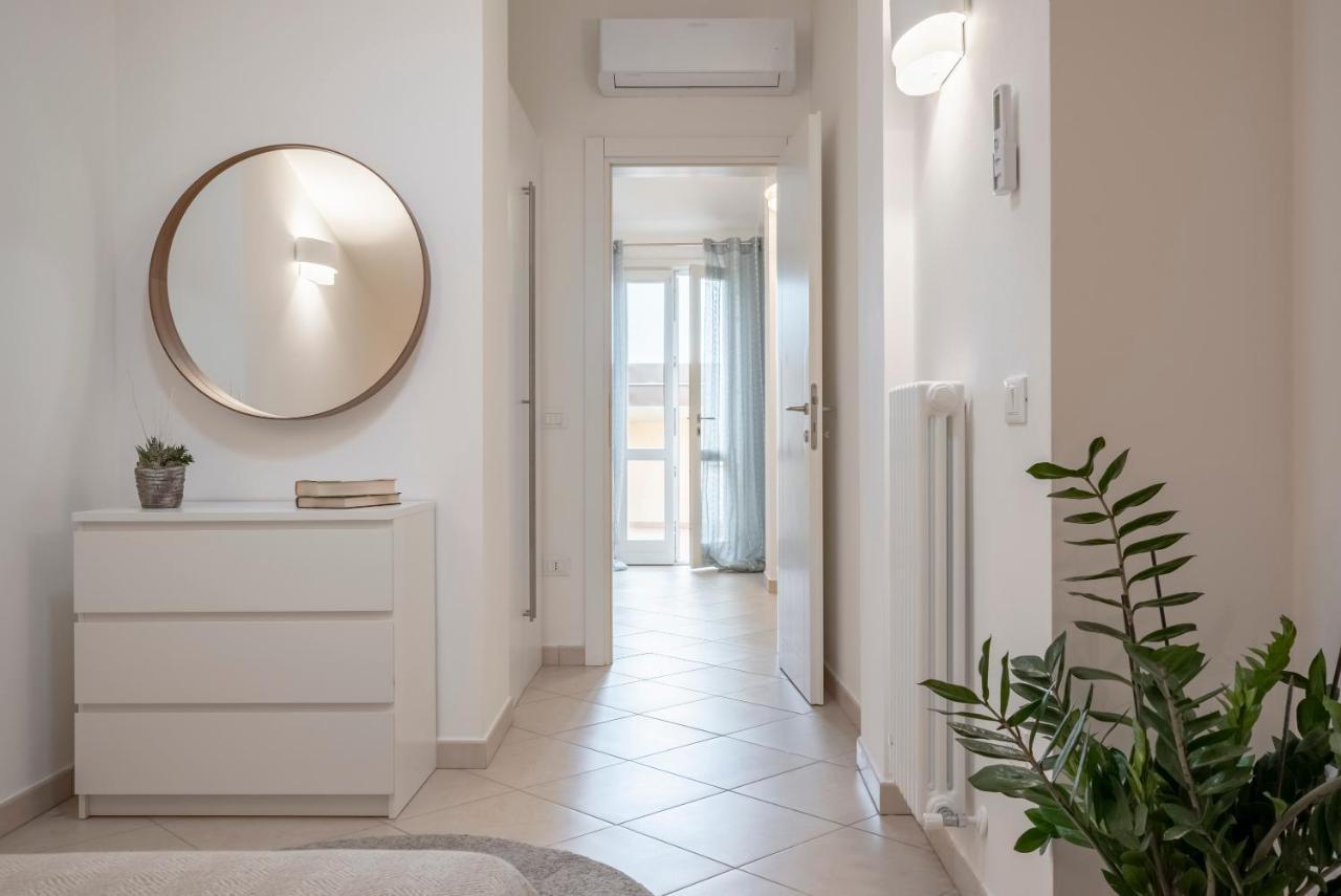 Sea View Apartment San Vincenzo Kültér fotó